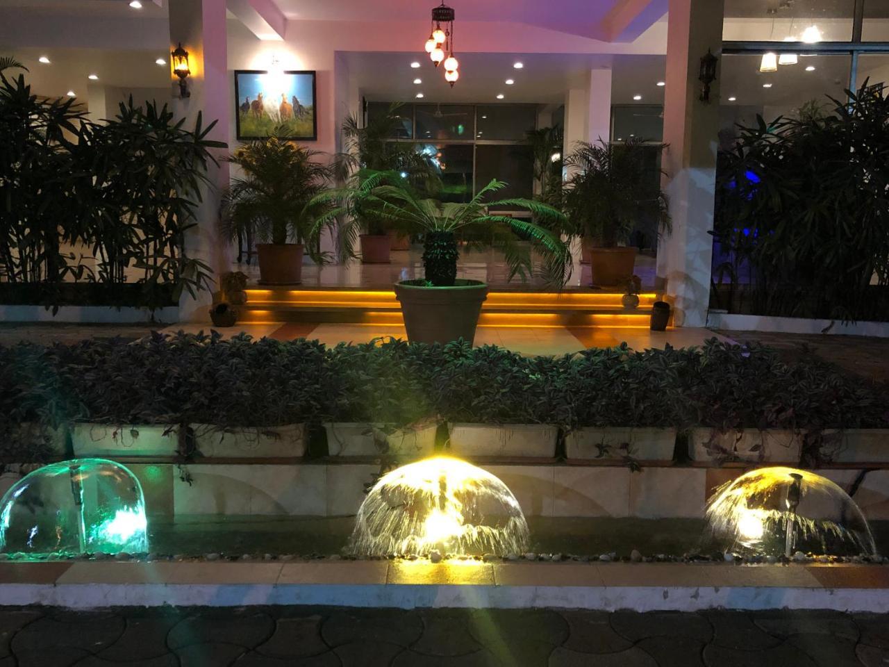 Resort Silver Hills Lonavala Luaran gambar